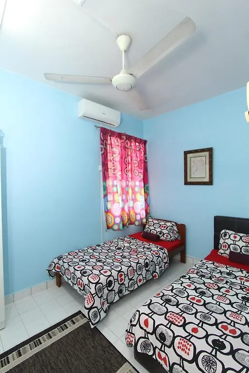 Noah'S Homestay Shah Alam Apartment